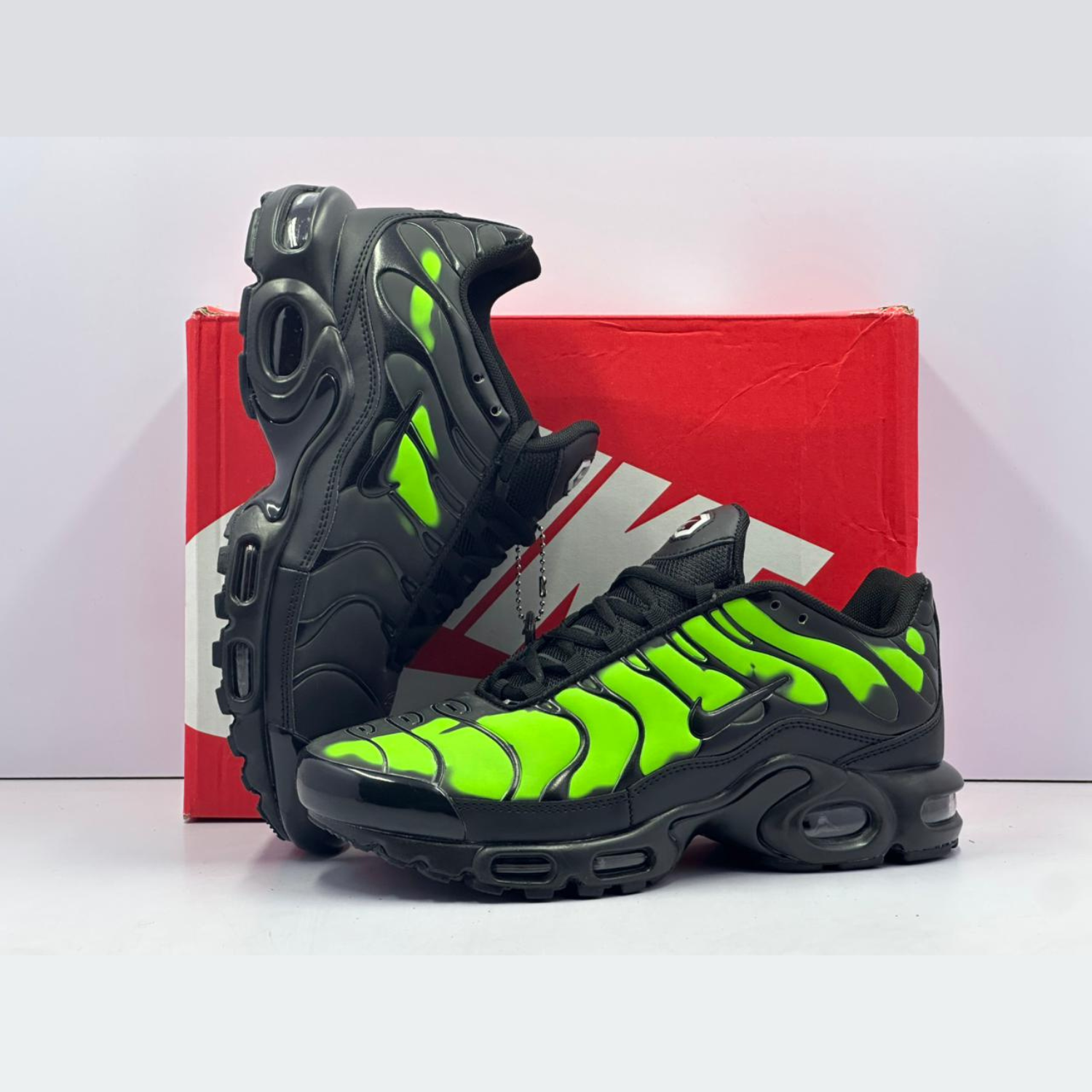 Sneaker Shoes