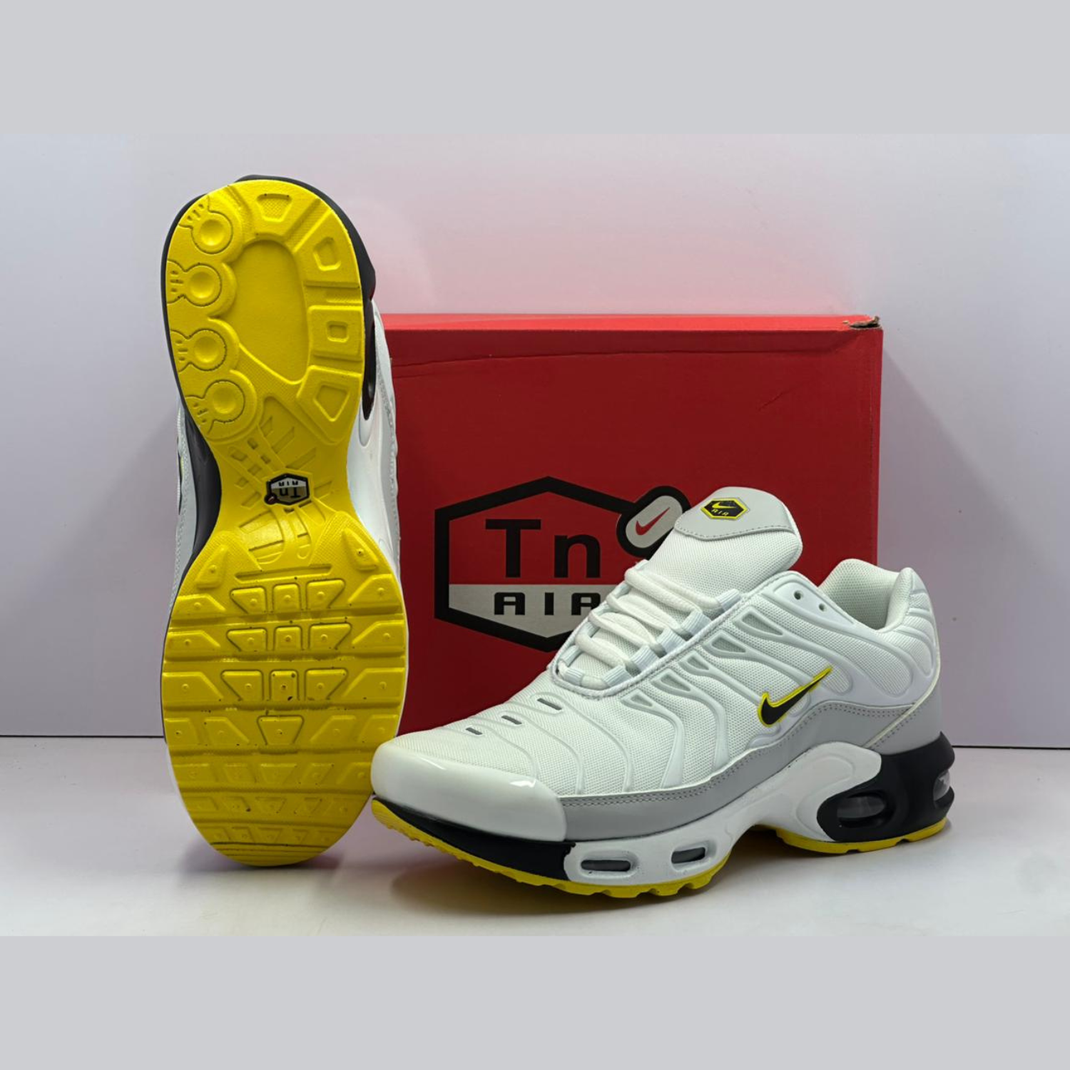 Sneaker Shoes